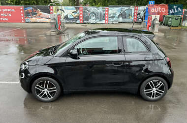 Хэтчбек Fiat 500e 2021 в 