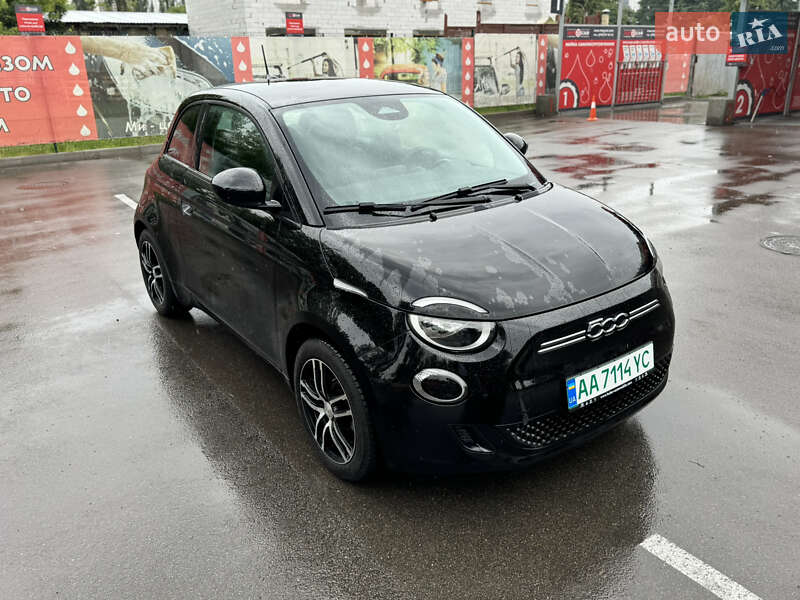 Хэтчбек Fiat 500e 2021 в Киеве
