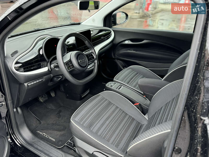 Хэтчбек Fiat 500e 2021 в Киеве