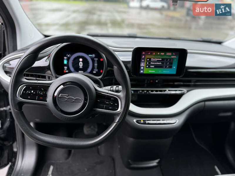 Хэтчбек Fiat 500e 2021 в Киеве
