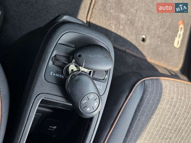 Кабриолет Fiat 500e 2023 в Киеве