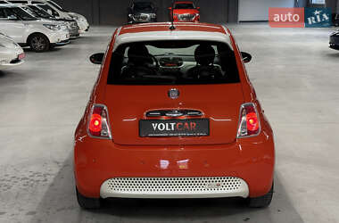 Хэтчбек Fiat 500e 2014 в 