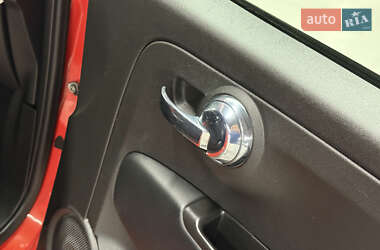 Хэтчбек Fiat 500e 2014 в 