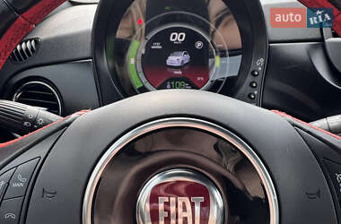 Хетчбек Fiat 500e 2013 в 