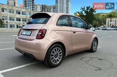 Хетчбек Fiat 500e 2021 в 