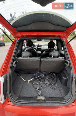Хэтчбек Fiat 500e 2013 в 