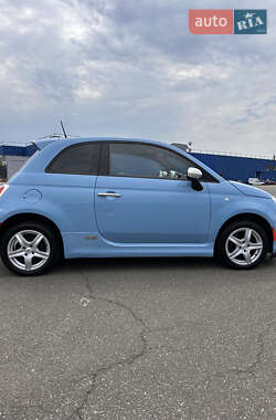 Хэтчбек Fiat 500e 2016 в 