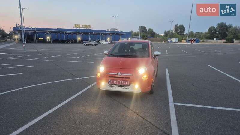 Хэтчбек Fiat 500e 2014 в Киеве