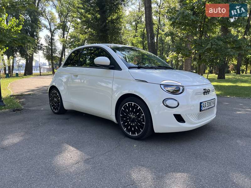 Хэтчбек Fiat 500e 2021 в Киеве фото 5 Хэтчбек Fiat 500e 2021 в Киеве