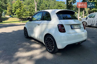 Хэтчбек Fiat 500e 2021 в 