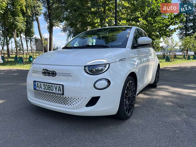 Хэтчбек Fiat 500e 2021 в Киеве фото 13 Хэтчбек Fiat 500e 2021 в Киеве