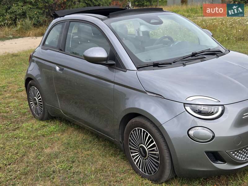 Кабриолет Fiat 500e 2023 в Киеве