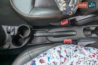 Хэтчбек Fiat 500e 2014 в 