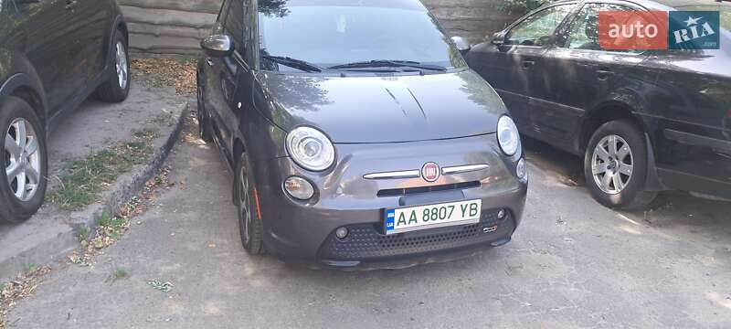 Хэтчбек Fiat 500e 2014 в 