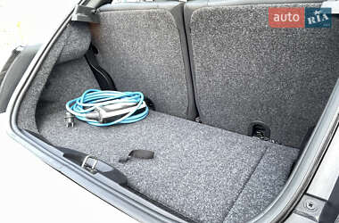 Хэтчбек Fiat 500e 2014 в 