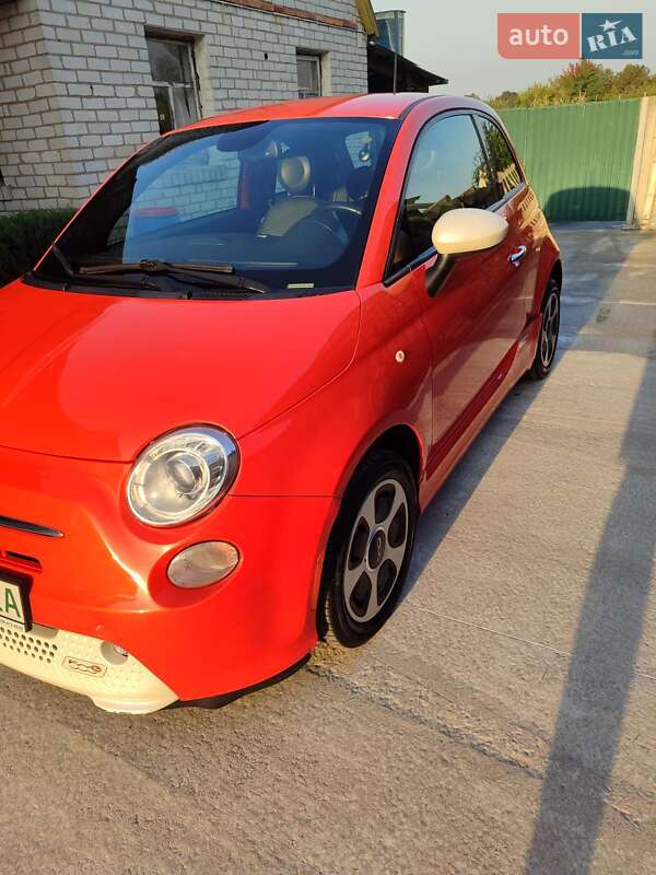 Хэтчбек Fiat 500e 2014 в Житомире