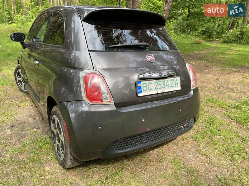 Хэтчбек Fiat 500e 2015 в Львове