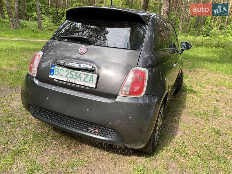 Хэтчбек Fiat 500e 2015 в Львове