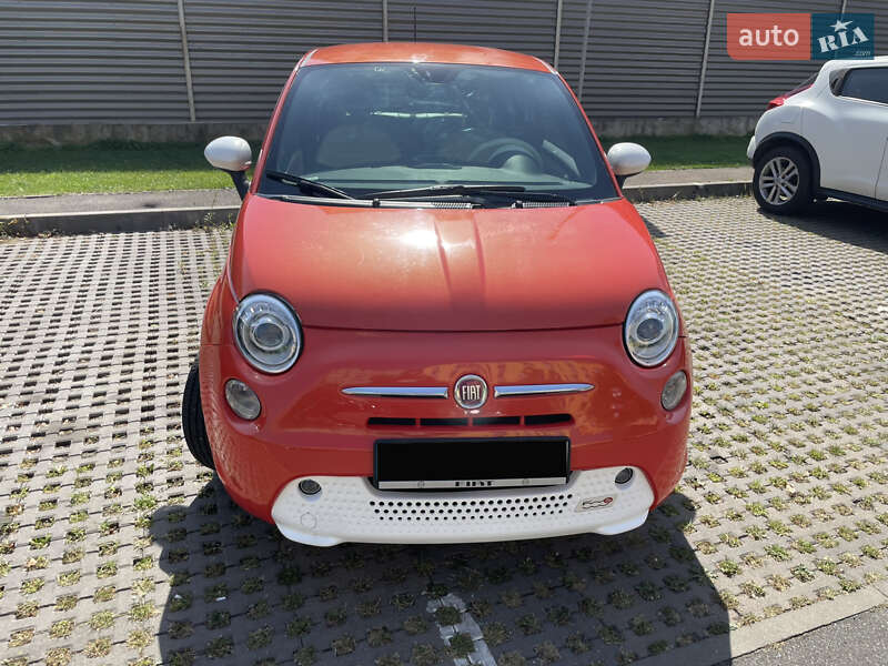 Хэтчбек Fiat 500e 2017 в Киеве