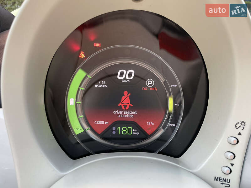 Хэтчбек Fiat 500e 2017 в Киеве