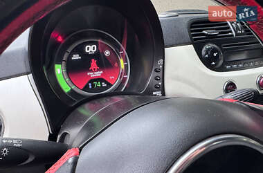 Хэтчбек Fiat 500e 2013 в 