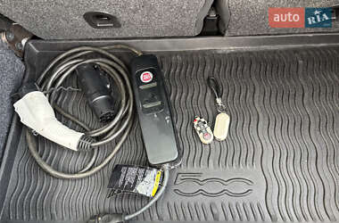 Хетчбек Fiat 500e 2014 в 