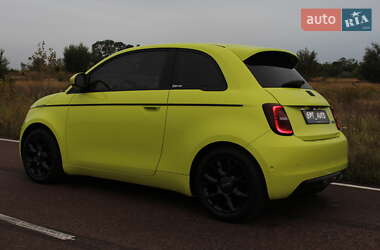 Хэтчбек Fiat 500e 2024 в 