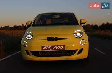 Хэтчбек Fiat 500e 2024 в Киеве