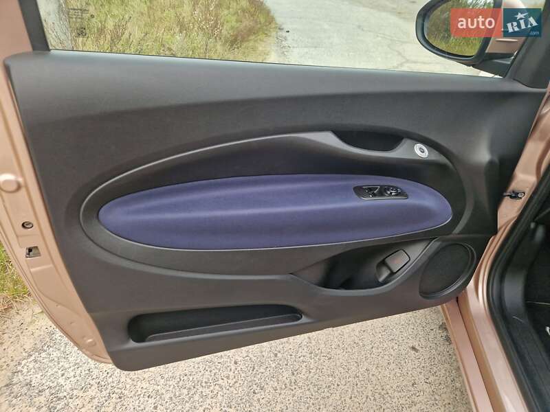 Хэтчбек Fiat 500e 2021 в Киеве