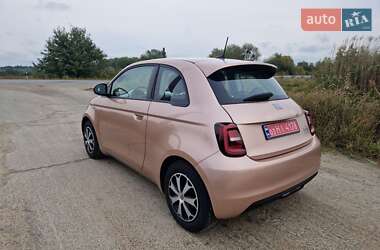 Хэтчбек Fiat 500e 2021 в 