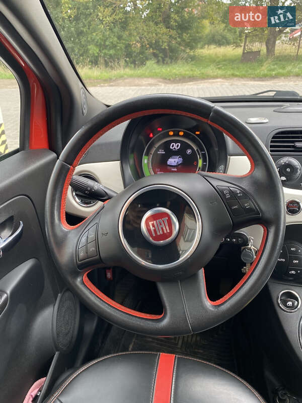 Хэтчбек Fiat 500e 2015 в Львове