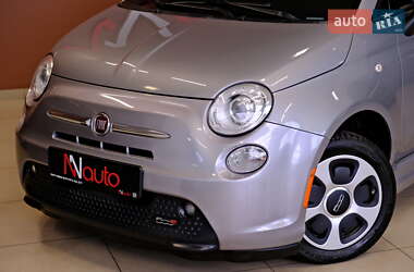 Хэтчбек Fiat 500e 2015 в 