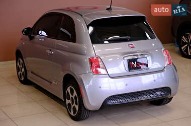 Хэтчбек Fiat 500e 2015 в 