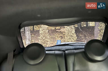 Хэтчбек Fiat 500e 2015 в 