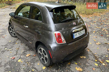 Хэтчбек Fiat 500e 2017 в 