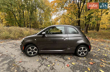 Хэтчбек Fiat 500e 2017 в 