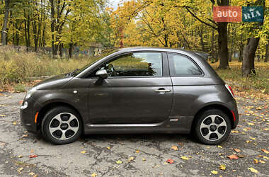 Хэтчбек Fiat 500e 2017 в 