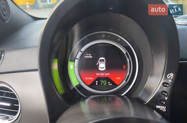 Хэтчбек Fiat 500e 2015 в 