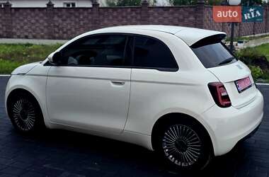Хетчбек Fiat 500e 2023 в 