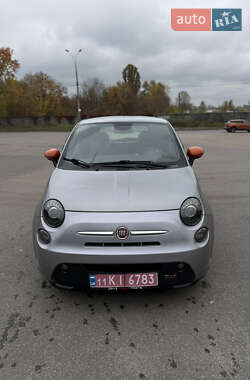 Хэтчбек Fiat 500e 2015 в 