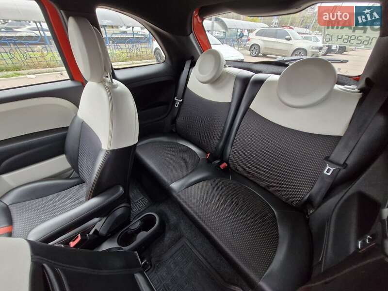 Хэтчбек Fiat 500e 2017 в Киеве