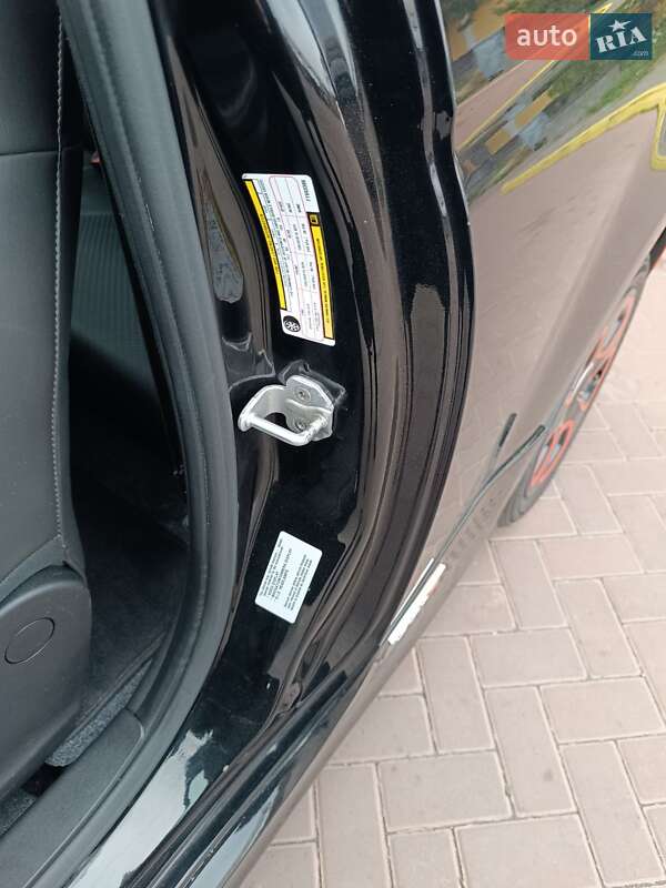 Хэтчбек Fiat 500e 2015 в Ровно