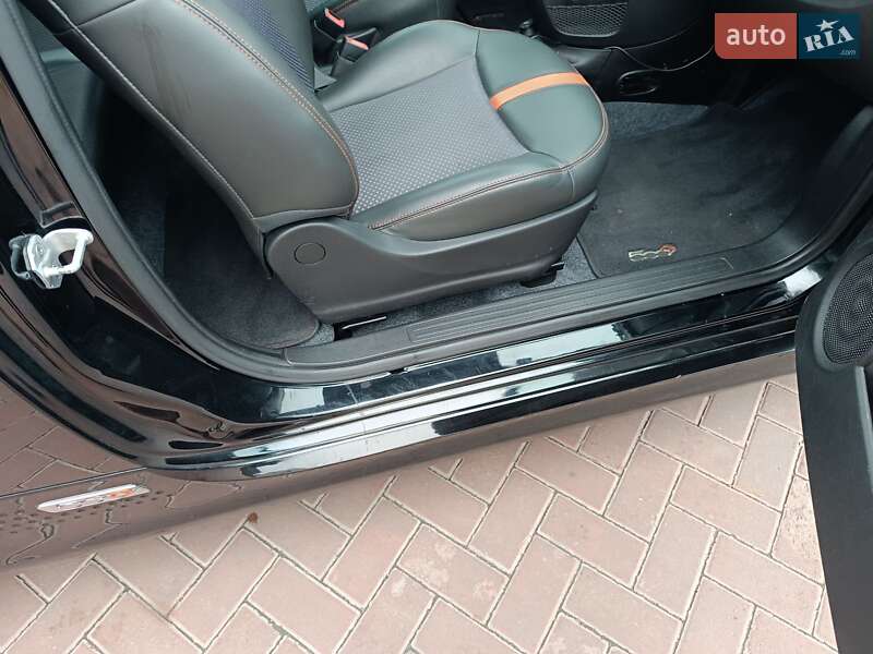 Хэтчбек Fiat 500e 2015 в Ровно