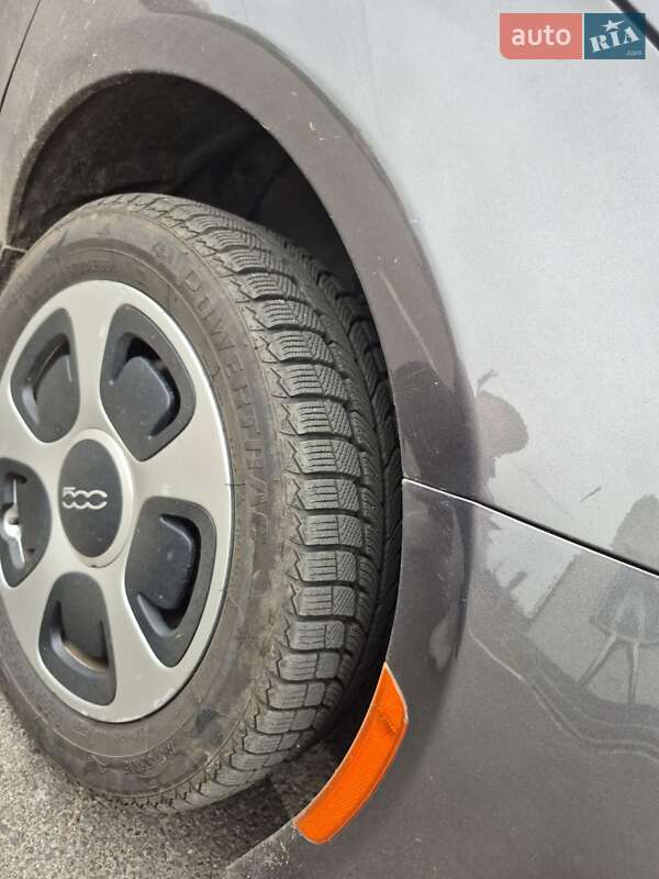 Хетчбек Fiat 500e 2016 в Кагарлику фото 7 Хетчбек Fiat 500e 2016 в Кагарлику