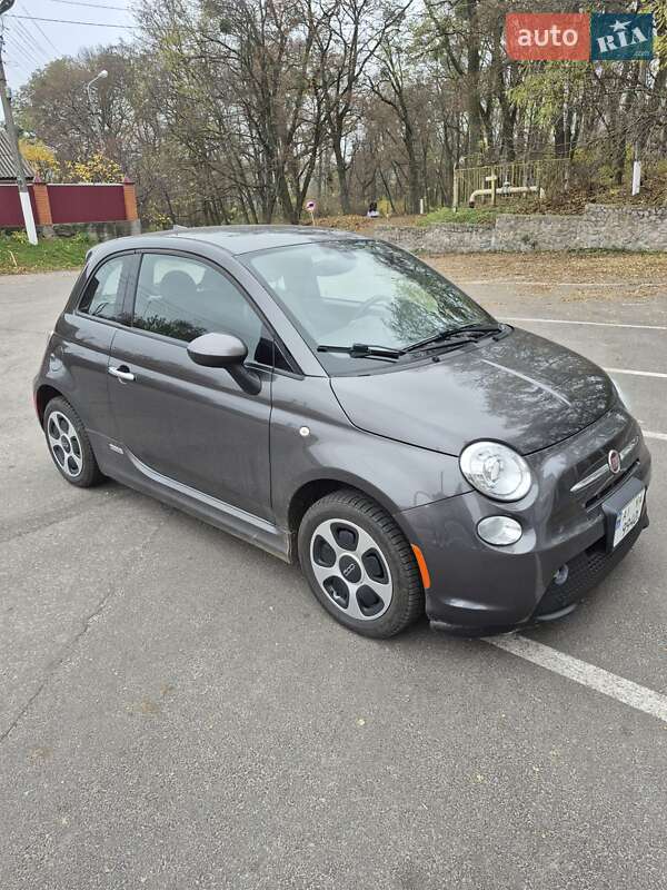 Хетчбек Fiat 500e 2016 в Кагарлику фото 11 Хетчбек Fiat 500e 2016 в Кагарлику