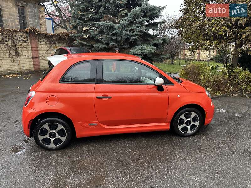 Хэтчбек Fiat 500e 2016 в Киеве фото 8 Хэтчбек Fiat 500e 2016 в Киеве