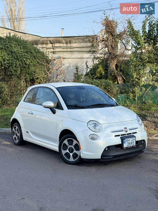Хэтчбек Fiat 500e 2015 в Одессе фото Хэтчбек Fiat 500e 2015 в Одессе