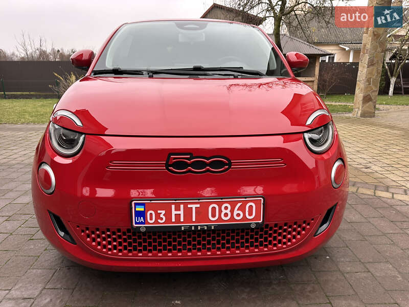 Хэтчбек Fiat 500e 2022 в Дубно