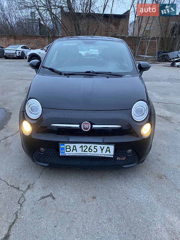 Fiat 500e 2014 Fiat 500e 2014