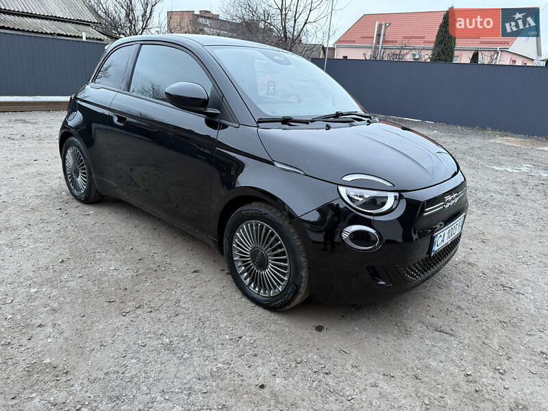 Хэтчбек Fiat 500e 2021 в Черкассах